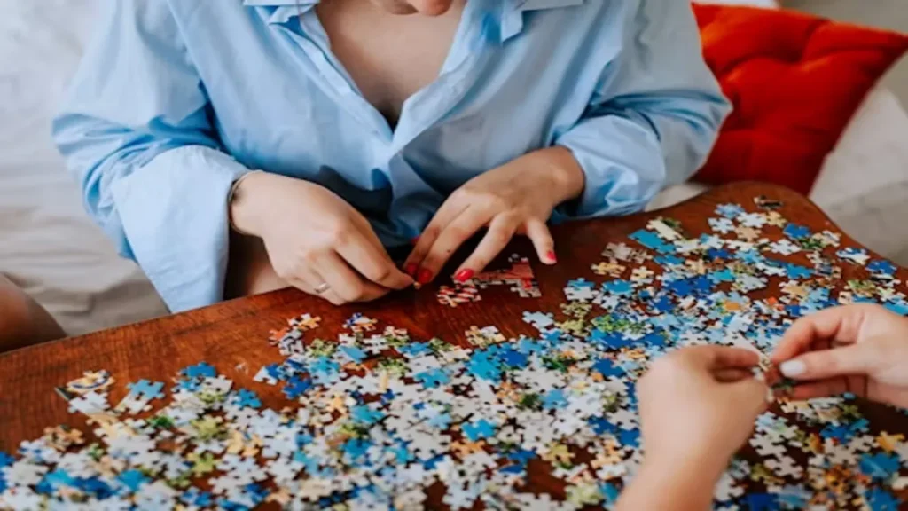 Lagging Behind 7 Little Words